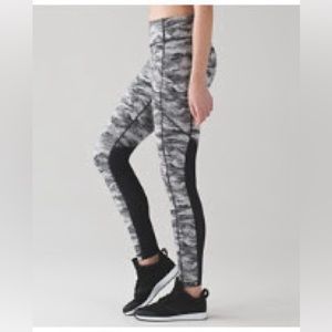 Lululemon speed tight size 8